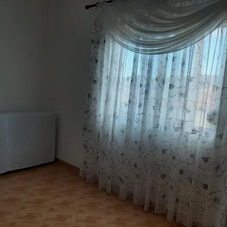 Vakantiehuis Pushimi Manez
